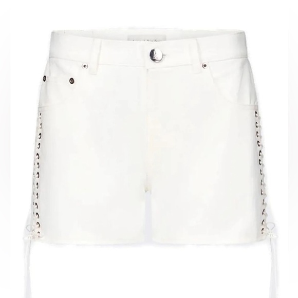 Elegant High Waist White Lace-Up Women's Shorts
